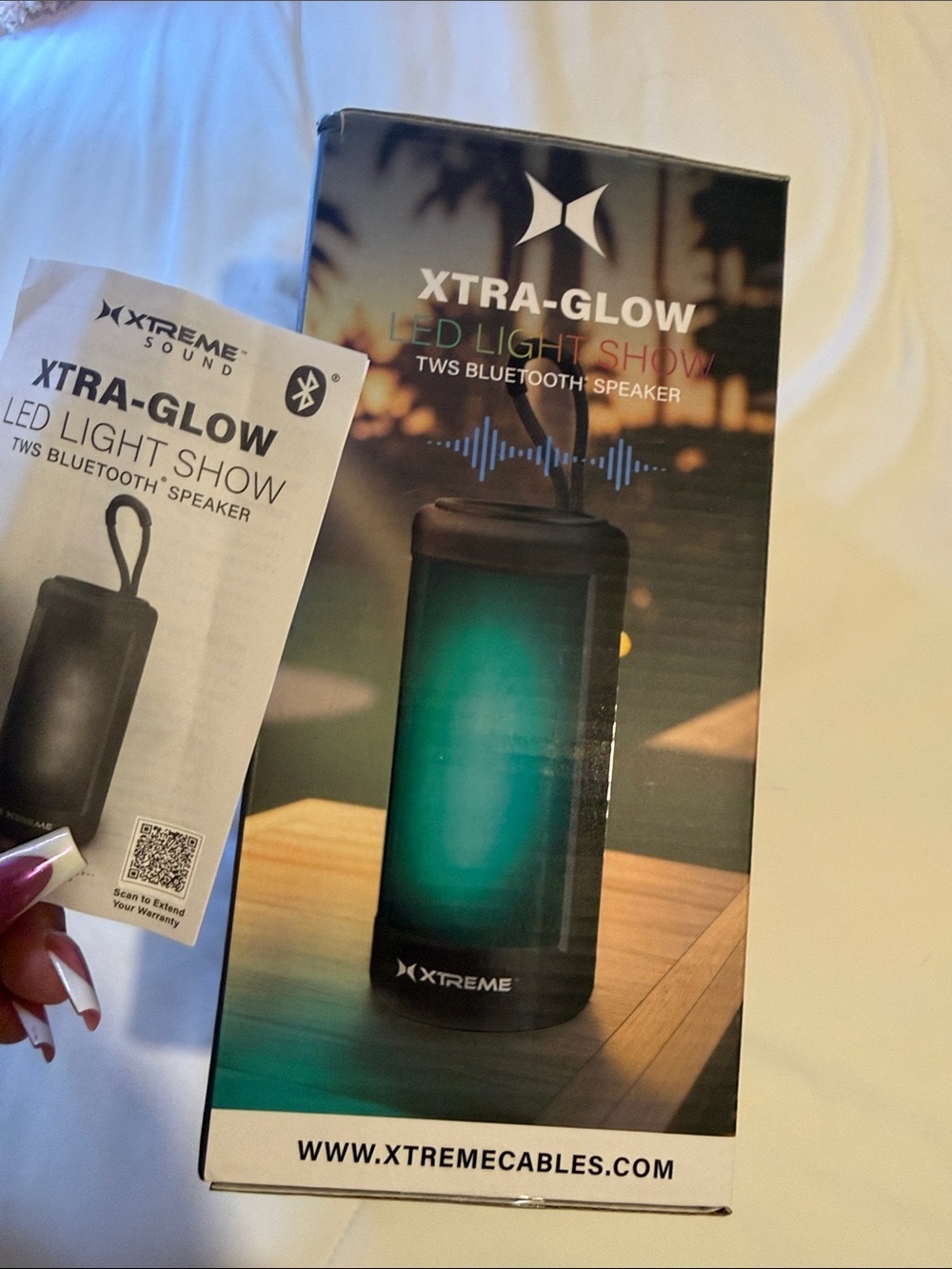 XTRA-GLOW LED Bluetooth Speaker - Black with Teal Glow